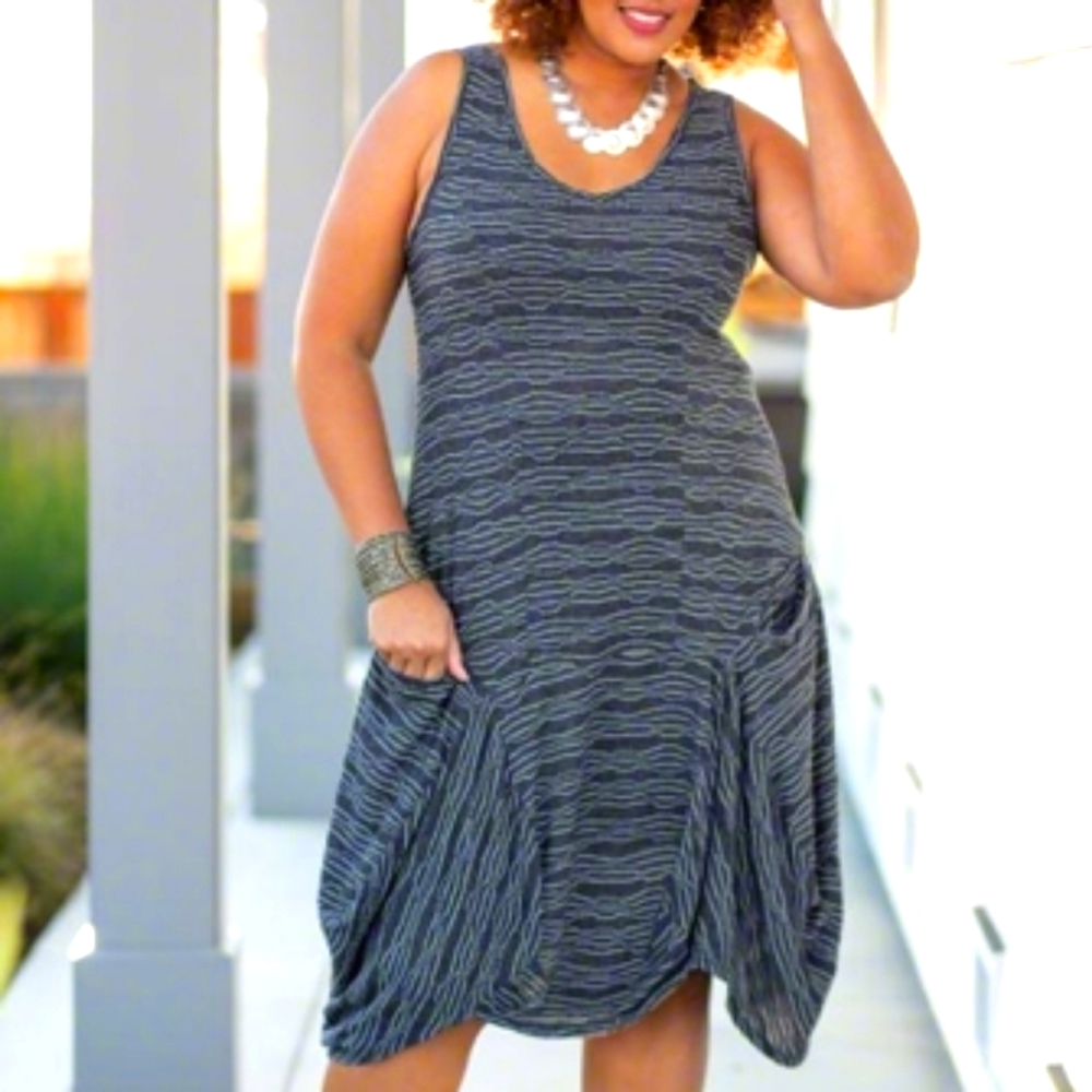 4x Making It Big unique dress with drop pockets NWT